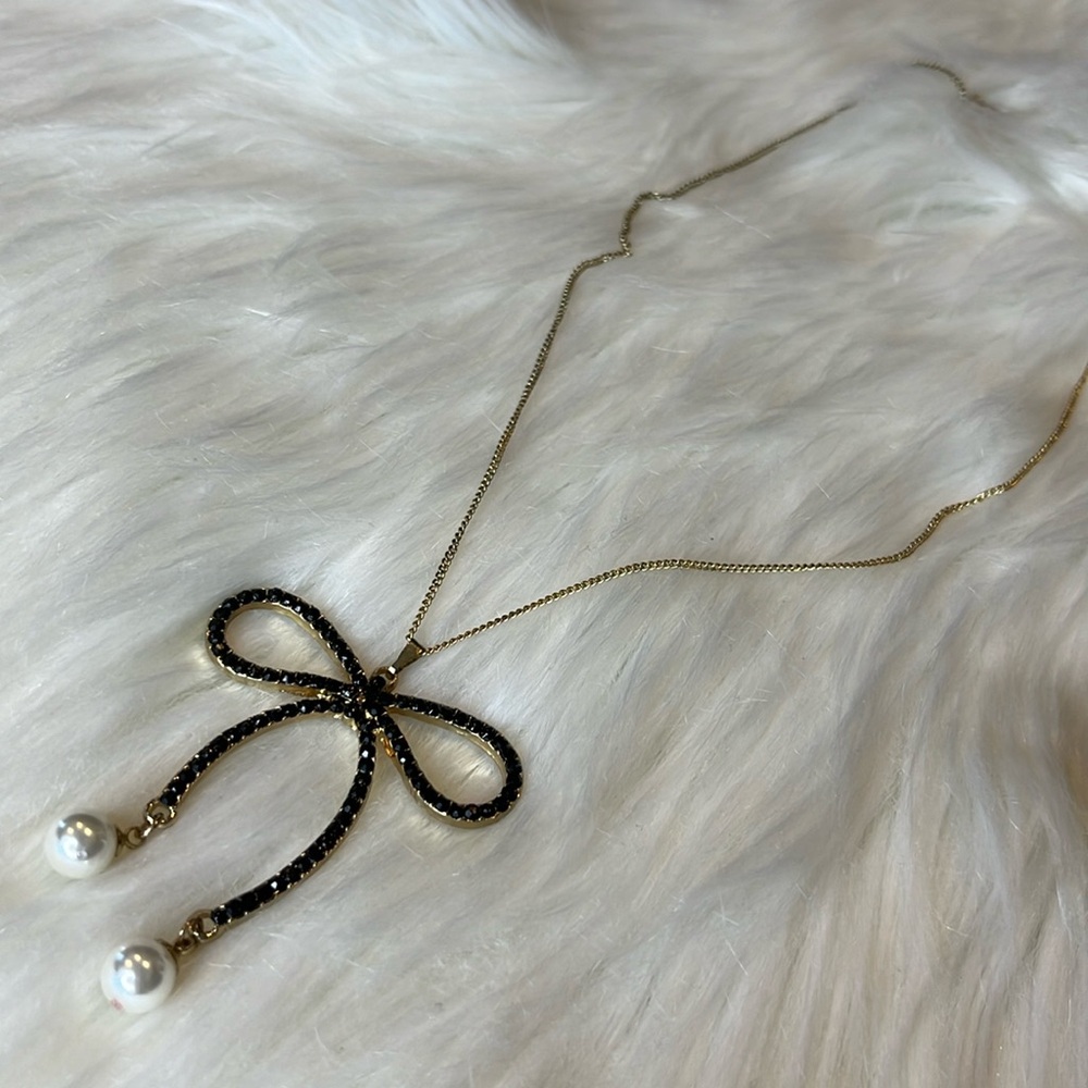 Downeast Bowtie pendant necklace